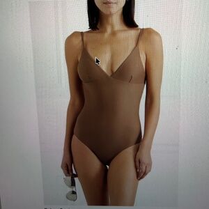 Matteau One Piece Tan Size 4